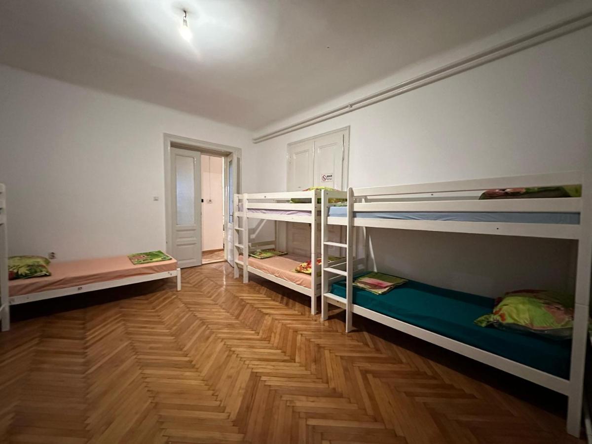 Hostel Golden Horn Sarajevo Buitenkant foto