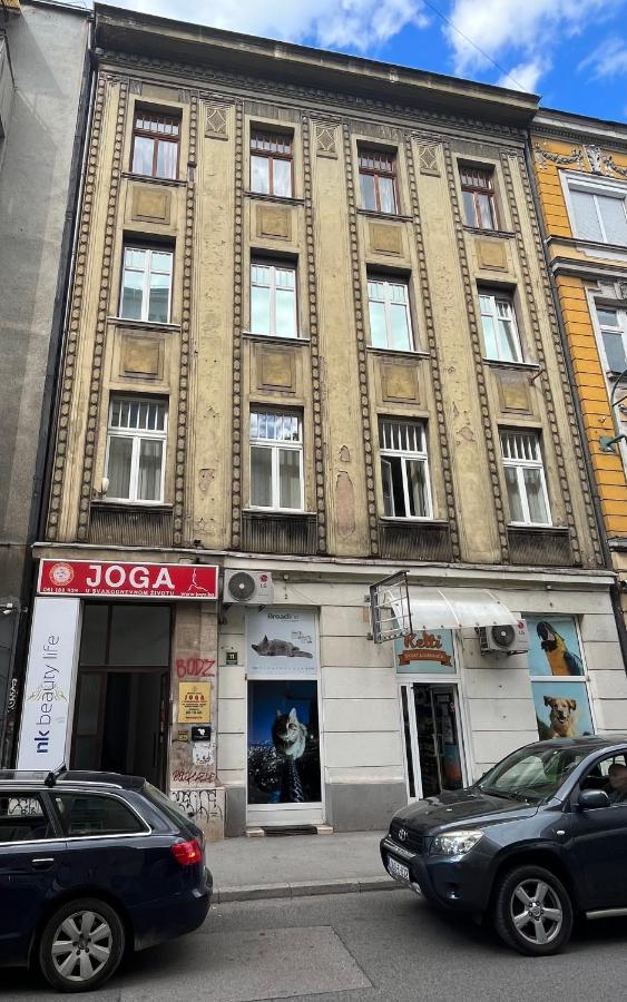 Hostel Golden Horn Sarajevo Buitenkant foto